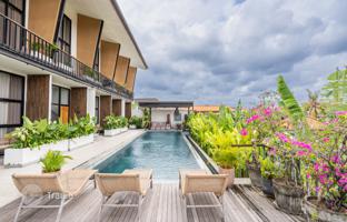1-bedroom apartment 70 m² in Batu Bolong Beach for $190,000