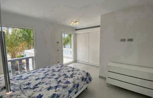 3-bedroom cottage 120 m² in Costa Adeje for 1,400,000 €