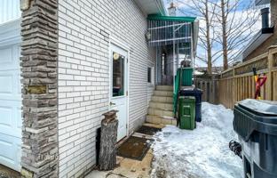12-bedroom house in North York for C$2,373,000