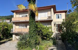 8-bedroom house 270 m² in Lovran. Price on request