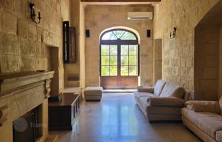4-bedroom house 425 m² in Bal'tsan for 4,780,000 €