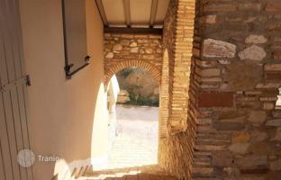 Land plot 800 m² in Perugia for 990,000 €