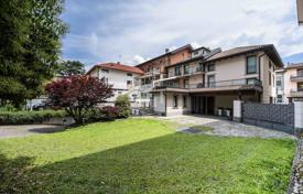 Elegant villa in the heart of Darfo Boario Terme, Iseo, Italy for 570,000 €