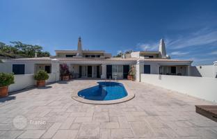 3-bedroom cottage 220 m² in Castro Marim for 520,000 €