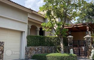 3-bedroom villa 120 m² in Pattaya for $378,000