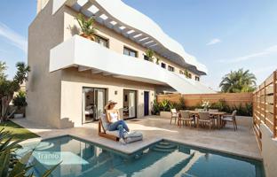 3-bedroom cottage 101 m² in Pilar de la Horadada for 370,000 €