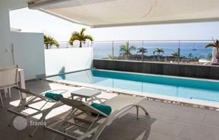 2-bedroom apartment 100 m² in Santa Cruz de Tenerife for 1,095,000 €