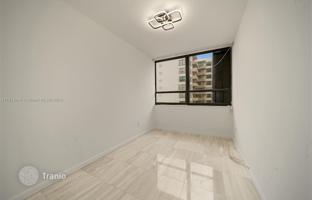 2-bedroom apartments in condo 183 m² in Bal Harbour for $1,800,000