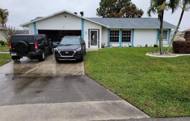 Townhome – Cape Coral, Florida, USA for $357,000
