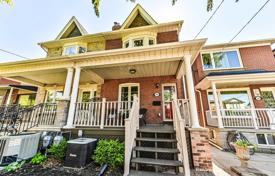 Terraced house – York, Toronto, Ontario,  Canada for C$1,460,000