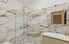 New furnished three-bedroom apartment in Dobrota for 595,000 €
