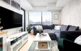 Apartment – Logan Avenue, Toronto, Ontario,  Canada for C$882,000