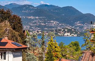 2-bedroom apartment in Stresa for 440,000 €