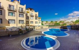 Three-bedroom apartment in Callao Salvaje, Tenerife, Spain for 220,000 €