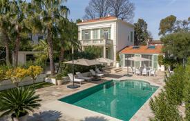 Detached house – Cap d'Antibes, Antibes, Côte d'Azur (French Riviera),  France for 3,800,000 €