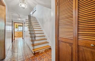 9-bedroom house in York for C$1,212,000