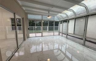 4-bedroom house 228 m² in Hollywood for $975,000