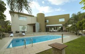 Delightful 5 Bedroom Villa in Agios Athanasios, Limassol for 1,705,000 €
