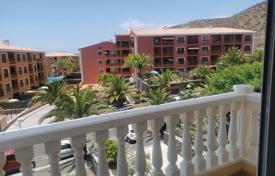 Bright apartment with mountain views in Palm-Mar, Tenerife, Spain for 168,000 €