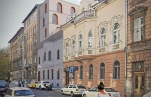 Terraced house 827 m² in Budapest for 1,648,000 €