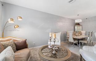 4-bedroom house 215 m² in West End for $610,000