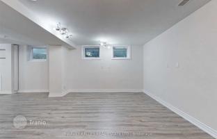 10-bedroom house in North York for C$2,583,000