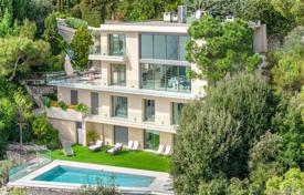 Four-level villa with stunning sea views in Villefranche-sur-Mer, Cote d'Azur, France for 30,000 € per week