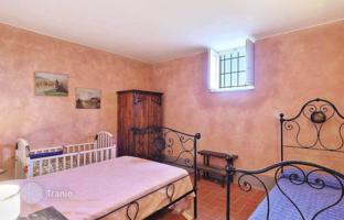 6-bedroom villa 392 m² in Santa Luce for 780,000 €