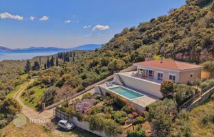 Sunny villa with a pool, a large plot and panoramic sea views, Peloponnese, Greece for 580,000 €