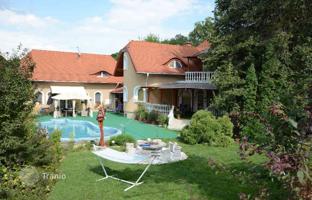 9-room house 545 m² in Debrecen for 1,528,000 €