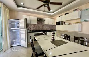 3-bedroom villa 180 m² in Pattaya for $432,000