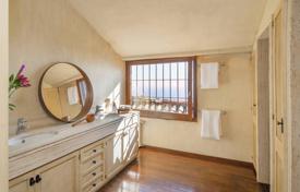 6-bedrooms townhome 467 m² in Sant Andreu de Llavaneres, Spain for 2,690,000 €