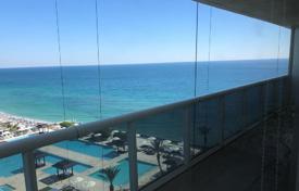 Two-bedroom flat with ocean views in a residence on the first line of the beach, Hallandale Beach, Florida, USA for $744,000