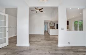 Townhome – Harrison Street, Hollywood, Florida,  USA for $839,000