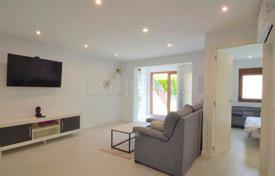 Villa – Dehesa de Campoamor, Orihuela Costa, Valencia,  Spain for 230,000 €