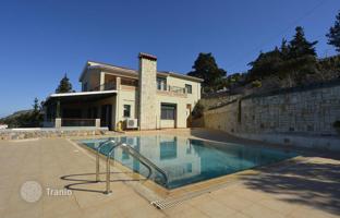 4-bedroom villa 290 m² in Kokkino Chorio for 1,450,000 €
