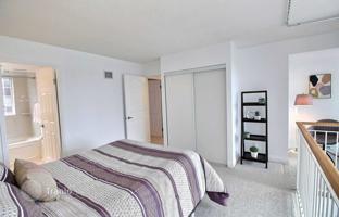 5-bedroom apartment in Merton Street for C$902,000