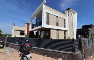 6-bedroom villa 420 m² in Mersin (city) for 30,541,000 TRY