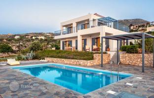 3-bedroom villa 135 m² in Kokkino Chorio for 835,000 €