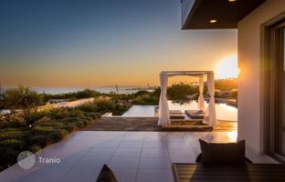 3-bedroom cottage in Famagusta for 1,900,000 €