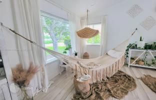 3-bedroom house 233 m² in Miami for $800,000