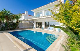 First-class villa on the first line of the sandy beach, Protaras, Famagusta, Cyprus for 4,200 € per week