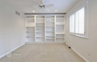 9-bedroom house in Saint Clements Avenue for C$2,598,000