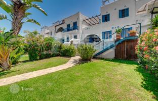 3-bedroom villa in Deryneia for 335,000 €