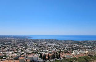 6-bedroom villa 255 m² in Peyia for 795,000 €