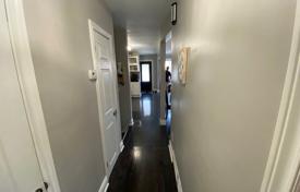 Townhome – York, Toronto, Ontario,  Canada for C$1,326,000