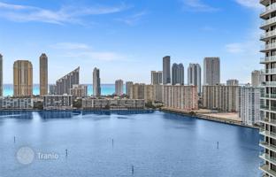 2-bedroom apartments in condo 157 m² in Aventura for $635,000