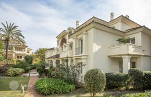 4-bedroom apartment 316 m² in Nueva Andalucia for 2,450,000 €