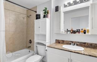 2-bedroom apartments in condo 109 m² in Edgewater (Florida) for $480,000