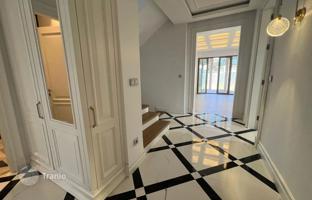 6-bedroom villa 350 m² in Bakırköy for 90,136,000 TRY